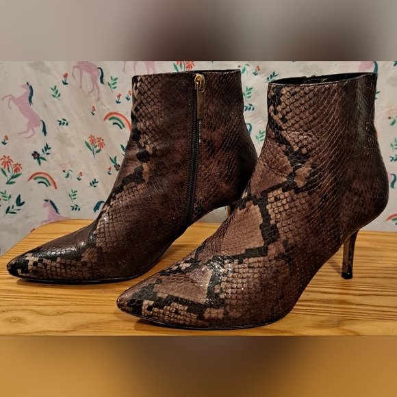 L’agence Aimee Brown Snake Skin Boho Indie Kitten Boot Heel Shoe SZ 8 - Picture 1 of 8